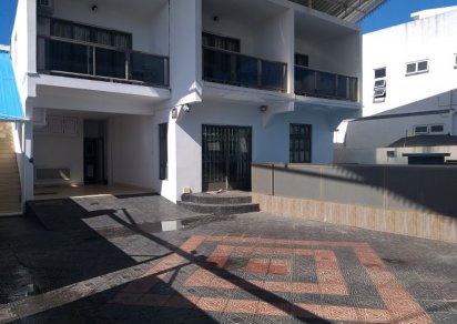 Appartement - 3 chambres - 1500 p²