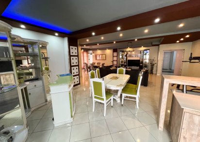 Appartement - 3 chambres - 150 m²