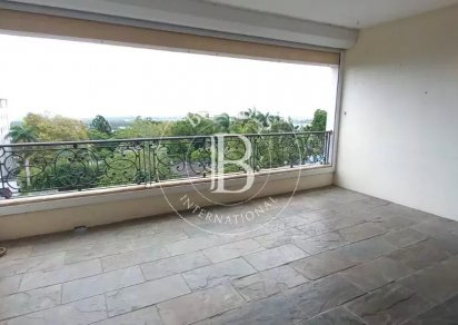 Appartement - 3 chambres - 166 m²