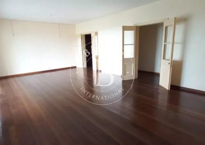 Appartement - 3 chambres - 166 m²