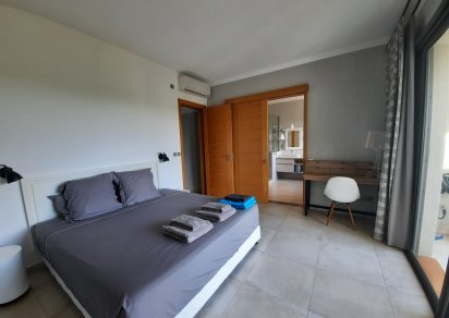 Appartement - 3 chambres - 170 m²