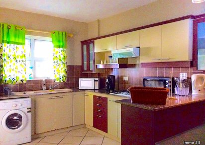 Appartement - 3 chambres - 180 m²