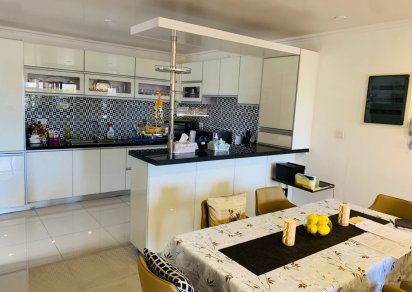Appartement - 3 chambres - 186 m²