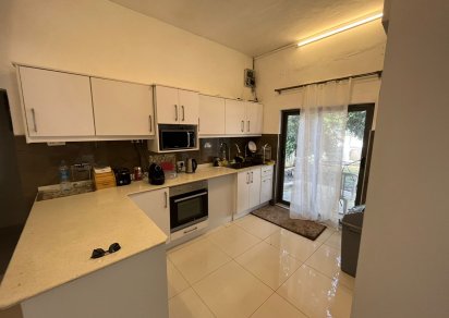 Appartement - 3 chambres - 200 m²