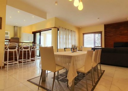 Appartement - 3 chambres - 210 m²
