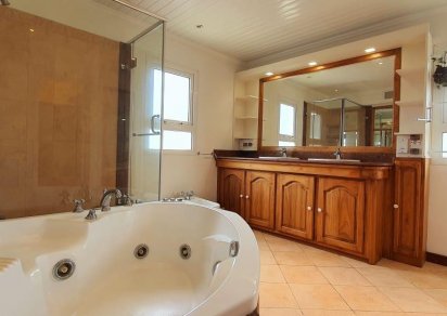 Appartement - 3 chambres - 226 m²