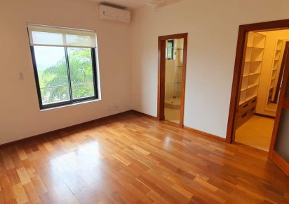 Appartement - 3 chambres - 325 m²