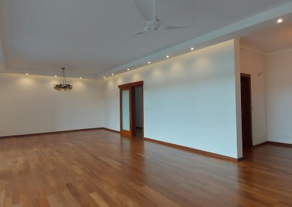 Appartement - 3 chambres - 350 m²