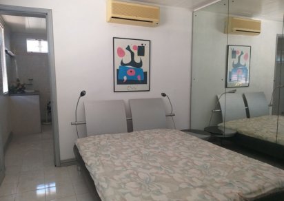 Appartement - 4 chambres - 1800 p²