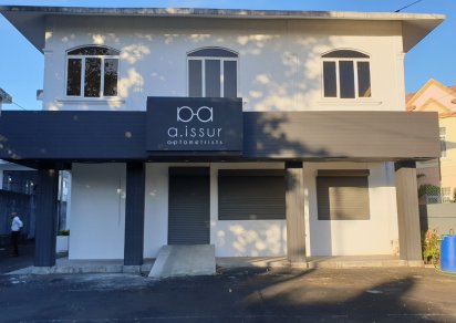 Bâtiment commercial - 120 m²