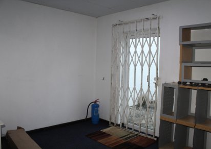 Bâtiment commercial - 1420 m²