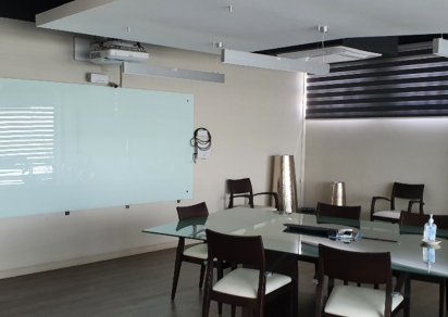 Bâtiment commercial - 150 m²
