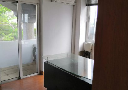 Bâtiment commercial - 22000 p²