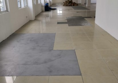 Bâtiment commercial - 22000 p²