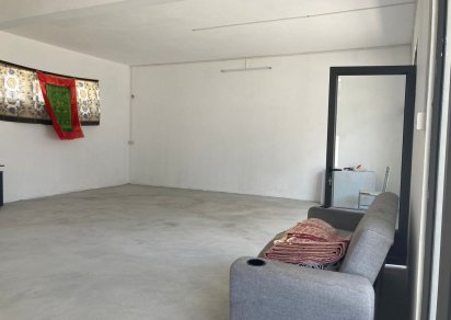 Bâtiment commercial - 232 m²