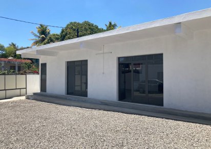 Bâtiment commercial - 232 m²