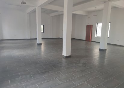 Bâtiment commercial - 309 m²