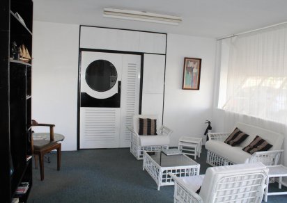 Bâtiment commercial - 3400 m²