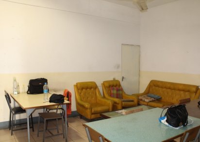 Bâtiment commercial - 3400 m²