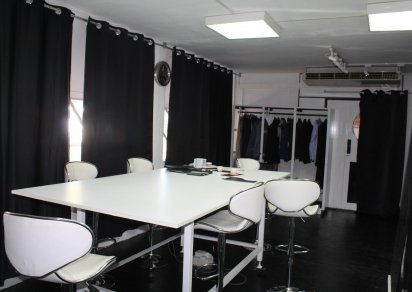 Bâtiment commercial - 3400 m²