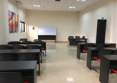 Bâtiment commercial - 5000 m²