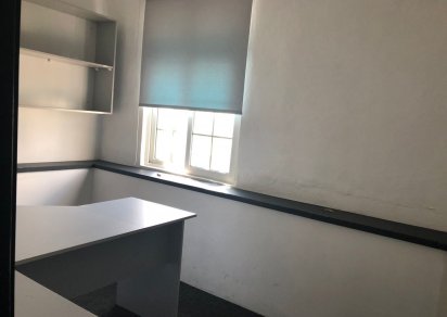 Bâtiment commercial - 575 m²