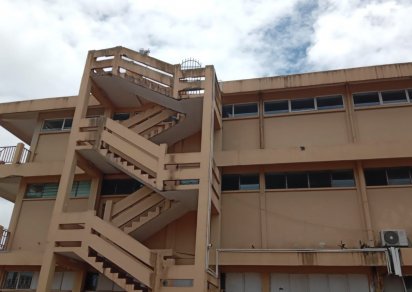 Bâtiment commercial - 575 m²