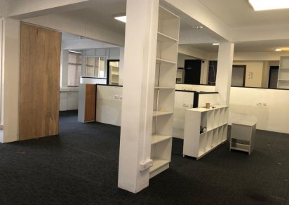Bâtiment commercial - 575 m²