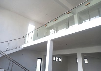 Bâtiment commercial - 900 m²