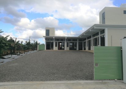 Bâtiment commercial - 95 m²