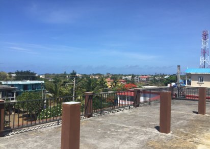 Bâtiment commercial - 975 m²