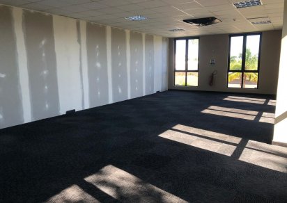Bureau - 148 m²