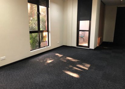 Bureau - 148 m²