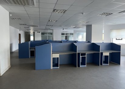 Bureau - 1521 m²