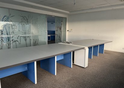 Bureau - 1521 m²