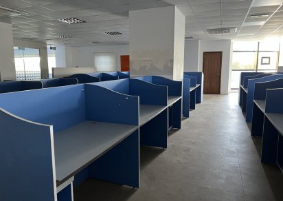 Bureau - 1521 m²