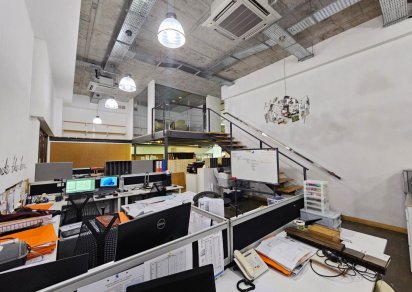 Bureau - 152 m²