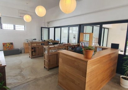 Bureau - 159 m²