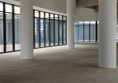 Bureau - 1814 m²