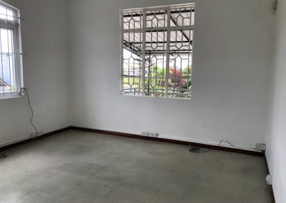 Bureau - 185 m²