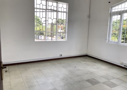 Bureau - 185 m²