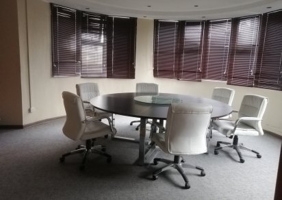 Bureau - 215 m²