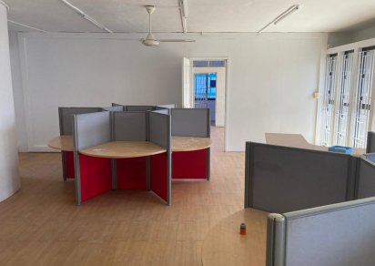 Bureau - 235 m²