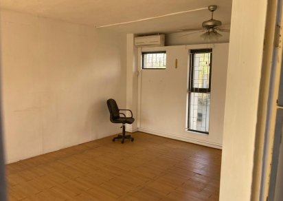 Bureau - 235 m²