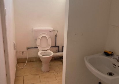 Bureau - 235 m²
