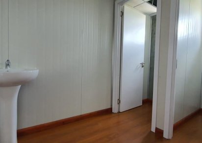 Bureau - 240 m²