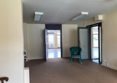 Bureau - 319 m²