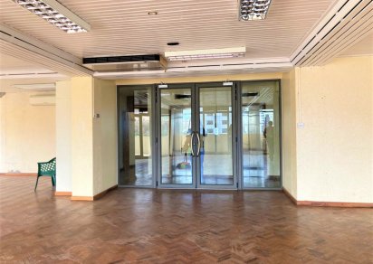 Bureau - 319 m²