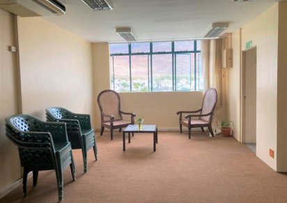 Bureau - 319 m²