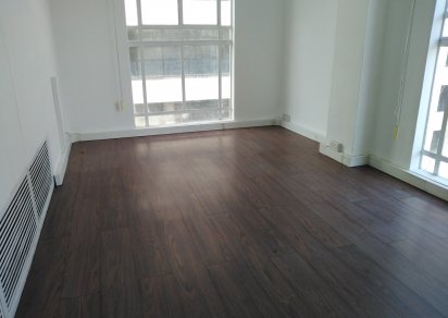 Bureau - 353 m²